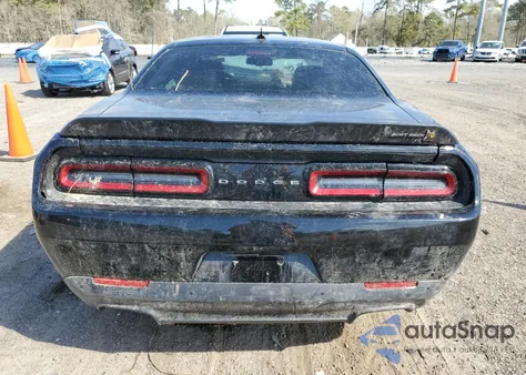 2021 Dodge Challenger R/T Scat Pack z USA, uszkodzony, nr VIN 2C3CDZFJ5MH672468